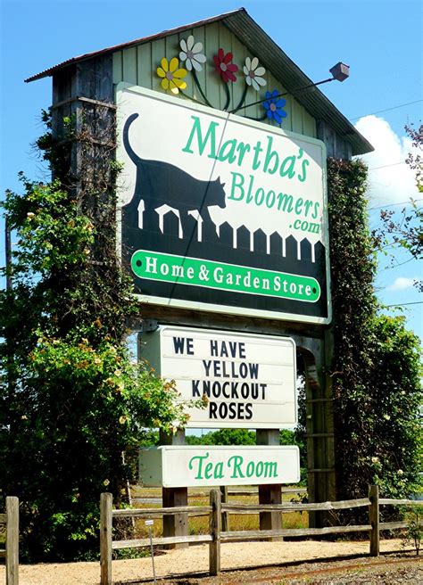 martha's bloomers navasota texas